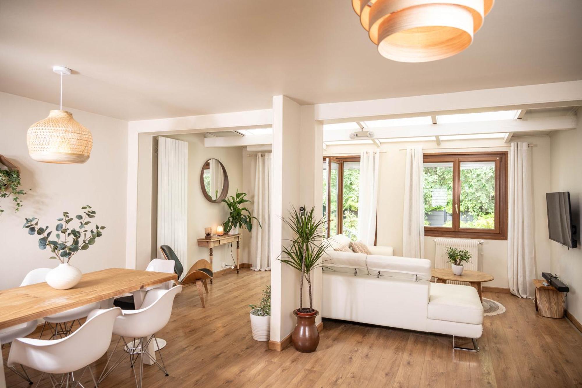 Belle Maison Lumineuse Et Paisible Holiday home *